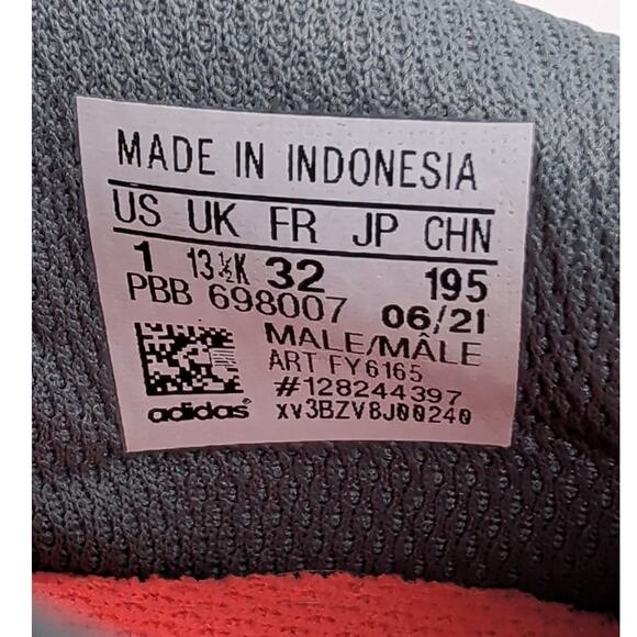 Adidas COPA Indoor Soccer Cleat Boy Size 1 - Picture 8 of 9